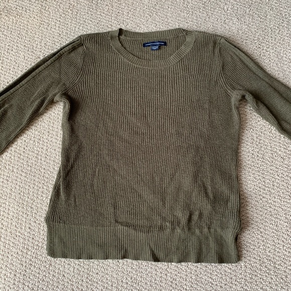 🍁 5/$20 American Eagle Sweater with open sleeves - Picture 2 of 4